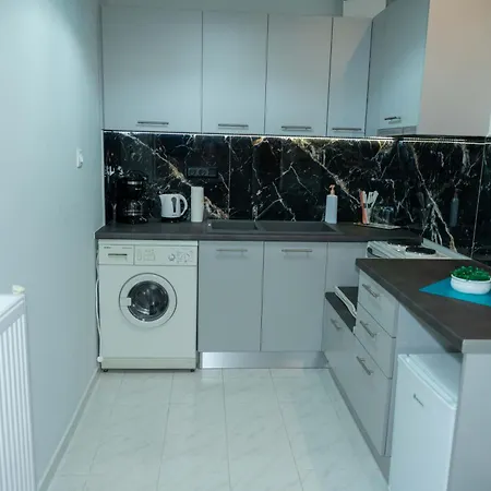 Urban Chic Flat Pagrati